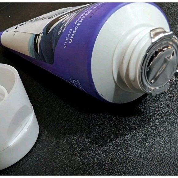 NEW Badger SPF50 Mineral Sunscreen Zinc Oxide Cruelty-Free Natural Sunblock 87ml - Picture 2 of 4